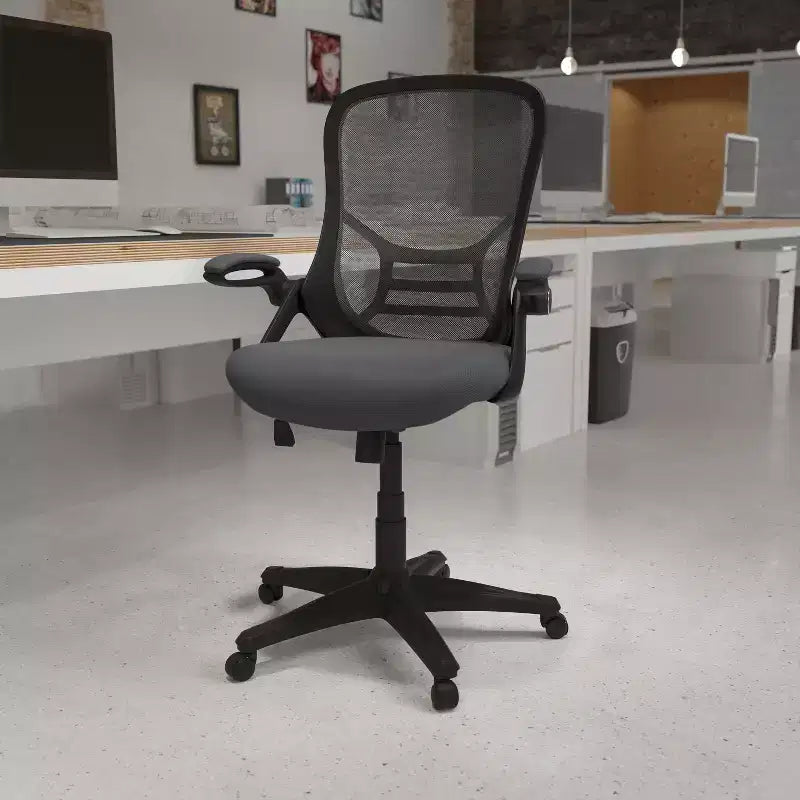 Fauteuil de bureau ergonomique à dossier haut en maille Emma et Oliver avec accoudoirs relevables