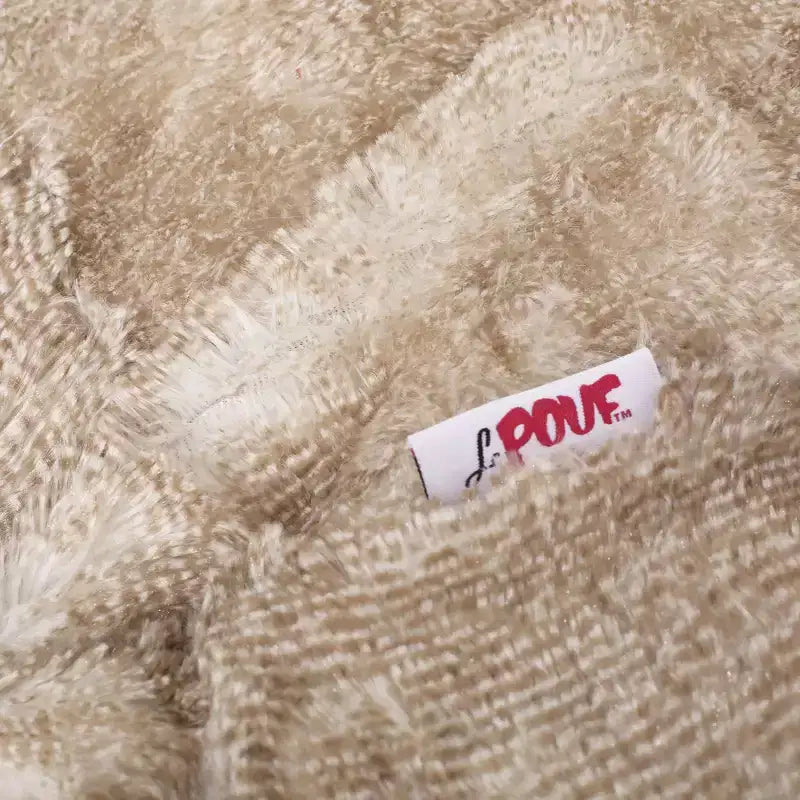 Pouf d'hiver en fausse fourrure Christopher Knight Home 60 Greyrock Modern Glam