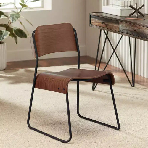 Chaise 55 Downing Street Mael moderne en bois courbé et en acier