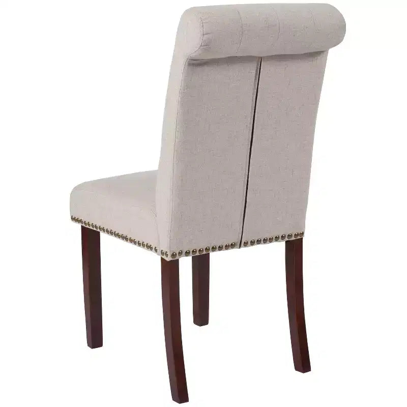 Chaise Parsons rembourrée Merrick Lane avec garniture cloutée