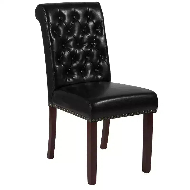 Chaise Parsons rembourrée Merrick Lane avec garniture cloutée