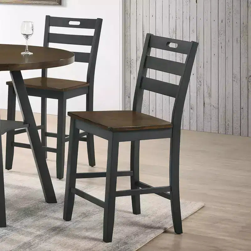 Lot de 2 chaises hautes Danforthe à dossier échelle - HOMES: Inside + Out