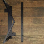 Table de salle à manger Hathaway avec piètement inversé en métal - WyndenHall