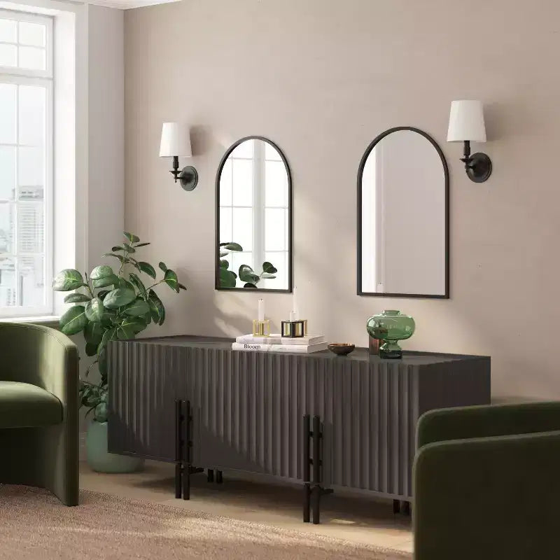 Miroir mural Merrick Lane à cadre métallique arqué pour entrées, salles à manger et salons