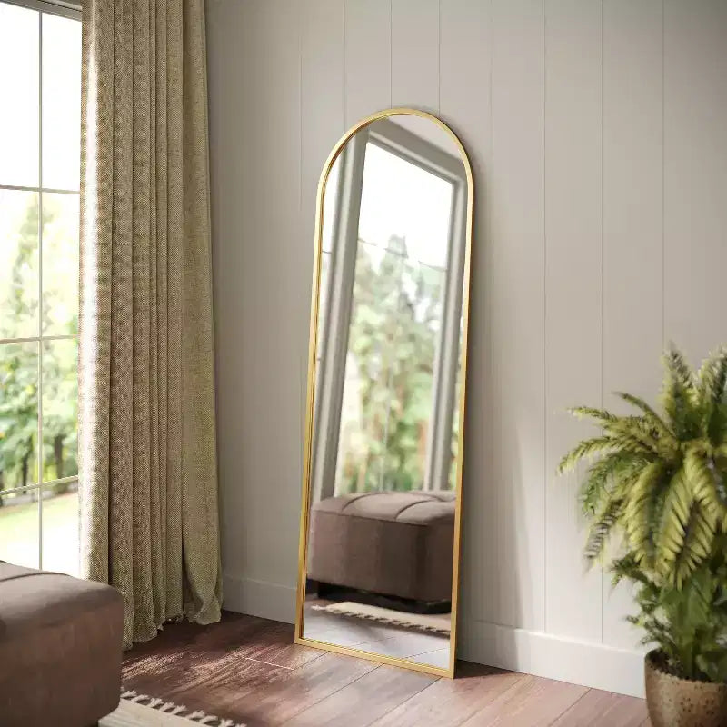 Miroir mural Merrick Lane à cadre métallique arqué pour entrées, salles à manger et salons