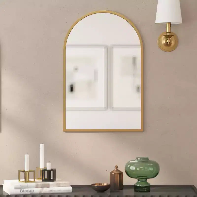 Miroir mural Merrick Lane à cadre métallique arqué pour entrées, salles à manger et salons