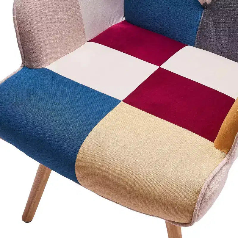 Fauteuil d'appoint FERPIT de style cabriolet avec pieds en hévéa et patins de nivellement