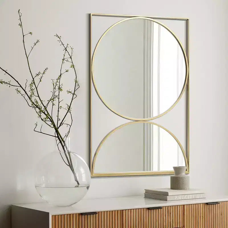 Miroir mural accent moderne en métal cadre sablier doré LuxenHome