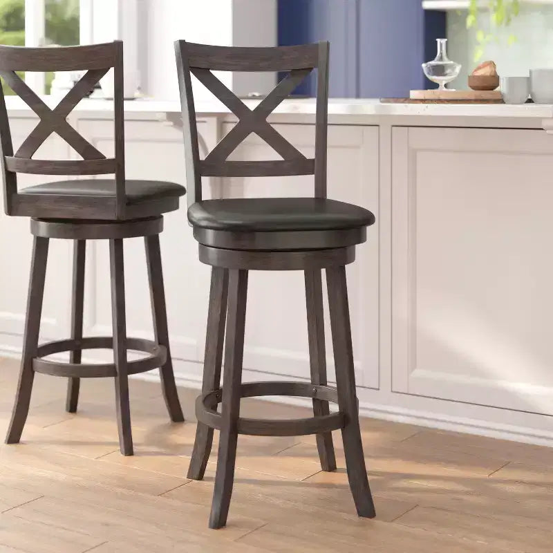 Tabouret de bar pivotant classique Felicity Commercial Grade en bois à dossier croisé avec assise rembourrée et recouverte de tissu Flash Furniture