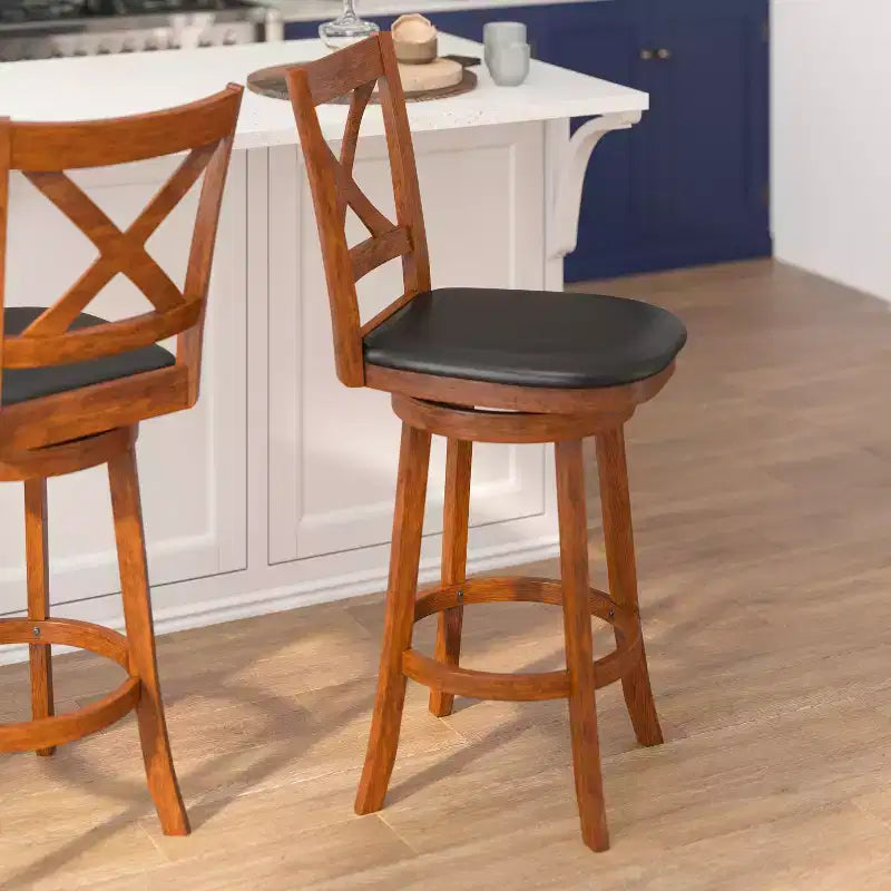 Tabouret de bar pivotant classique Felicity Commercial Grade en bois à dossier croisé avec assise rembourrée et recouverte de tissu Flash Furniture