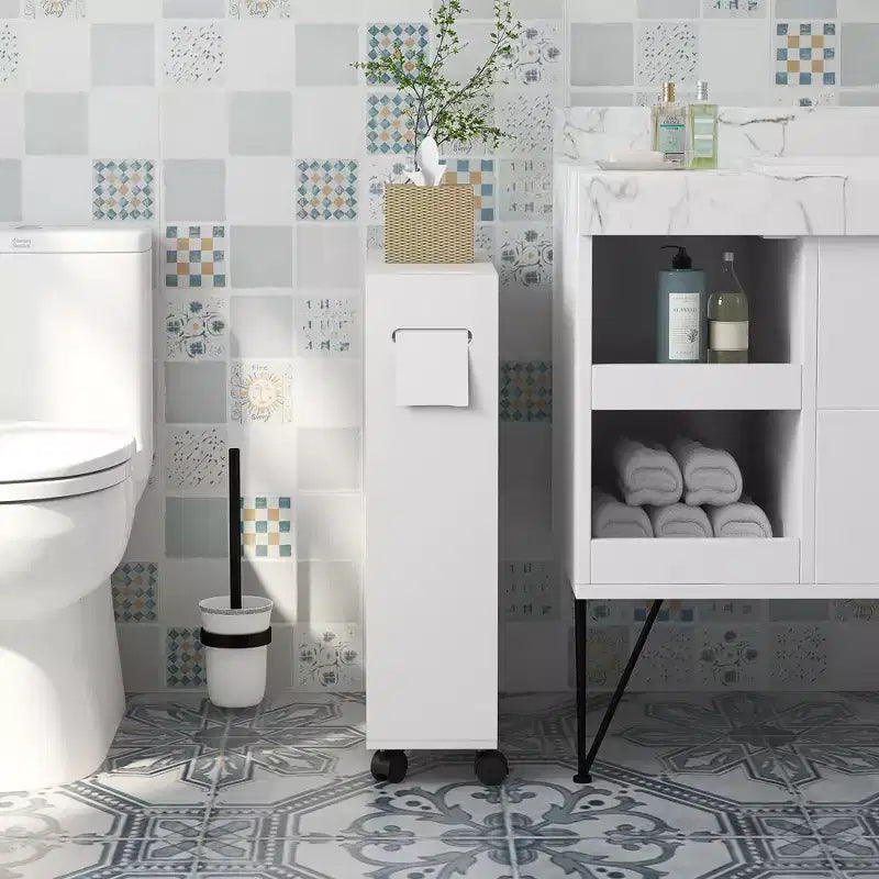 kleankin Meuble de rangement de salle de bain étroit sur roulettes, Meuble à papier toilette fin avec 2 trous, Portes coulissantes et étagère réglable, Blanc