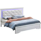 Lits à panneaux Lorana et Queen Passion Furniture