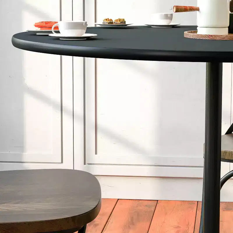Table basse ronde en bois Emma and Oliver de 36 po avec colonnes de 30 et 42 po