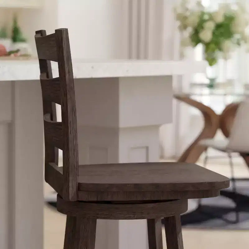 Tabouret de comptoir classique Emma et Oliver Ladderback avec siège en bois