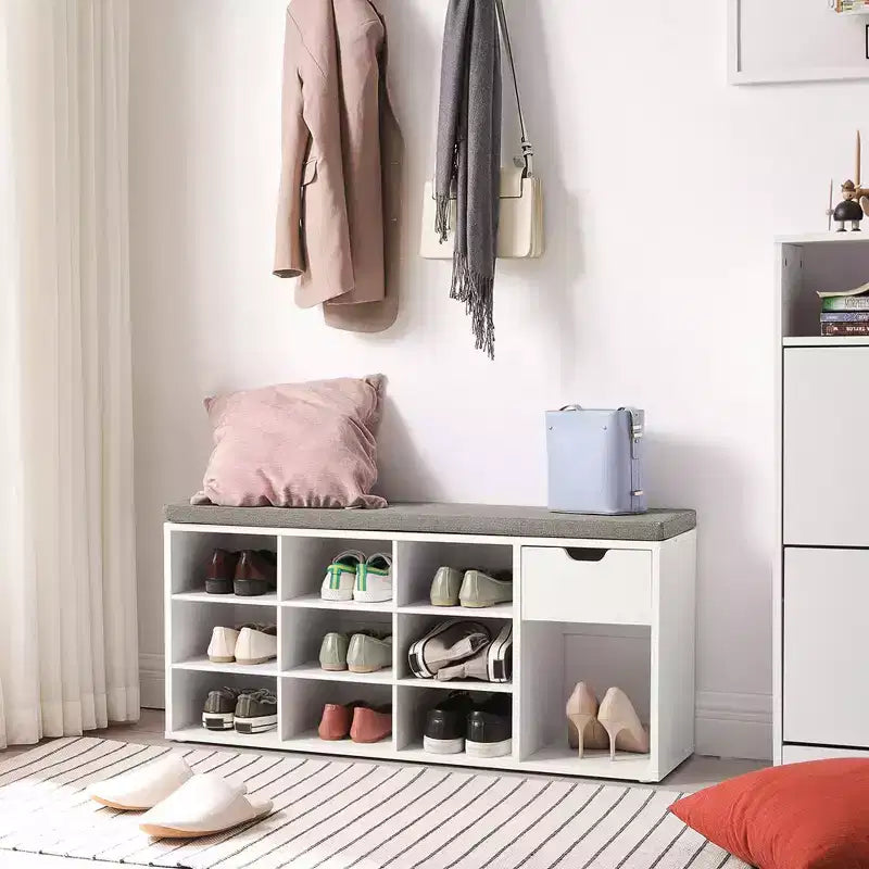 Banc de rangement avec coussin, tiroir et compartiments ouverts Organisez facilement chaussures et essentiels