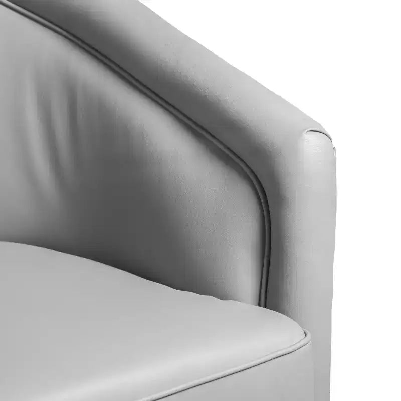 Fauteuil d'appoint style club Emma and Oliver avec base pivotante à 360 degrés et accoudoirs inclinés