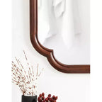 Miroir mural festonné Glenby 24 x 36 - Kate & Laurel All Things Decor