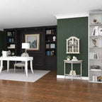 Étagère murale traditionnelle en bois 28x22 avec portes à volets arquées - Olivia & May
