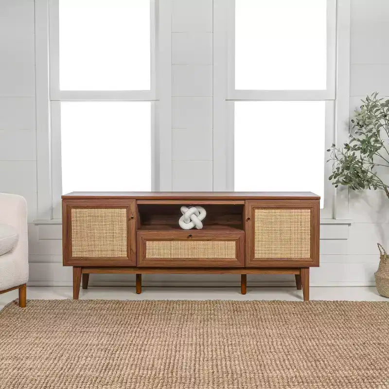 JONATHAN Y TVS1002A Meuble TV Finley de style Ferme de 149,86 cm avec tiroir et portes de rangement, convient aux téléviseurs jusqu'à 165,1 cm, avec gestion des câbles