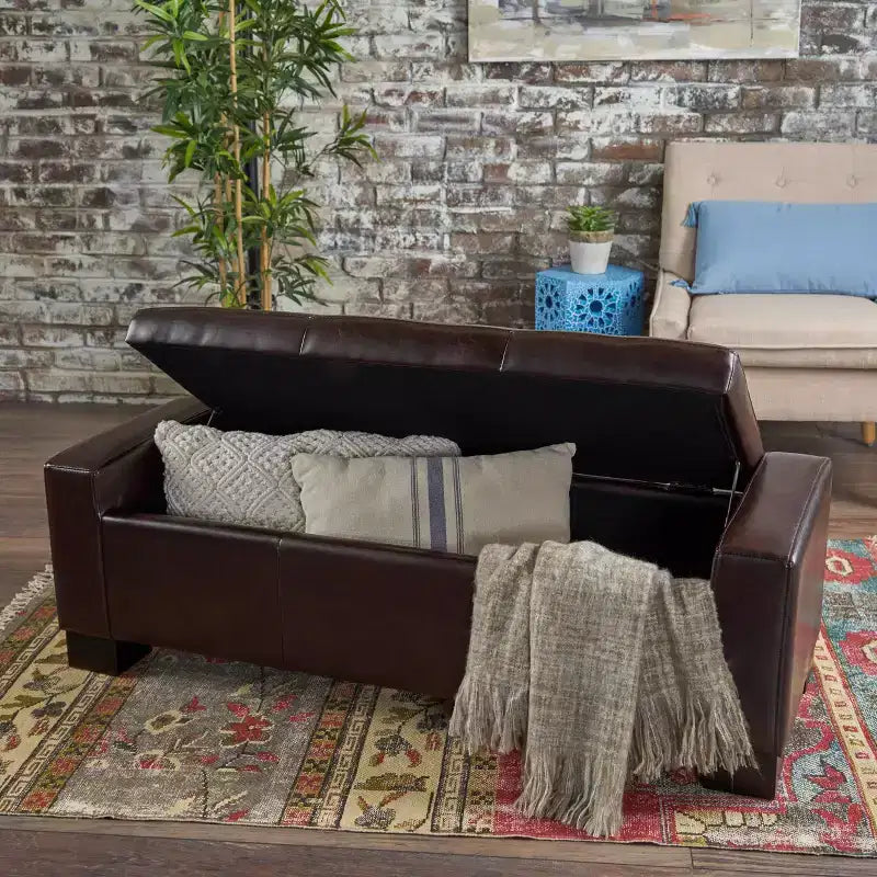 Banc ottoman de rangement en cuir Guernsey - Christopher Knight Home