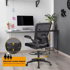 Costway Chaise de bureau réglable pivotante avec accoudoirs relevables et support lombaire réglable Noir et blanc/Noir