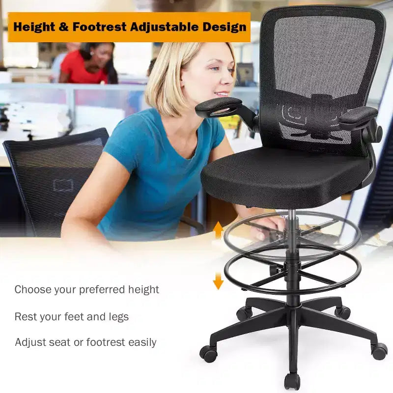 Costway Chaise de bureau réglable pivotante avec accoudoirs relevables et support lombaire réglable Noir et blanc/Noir