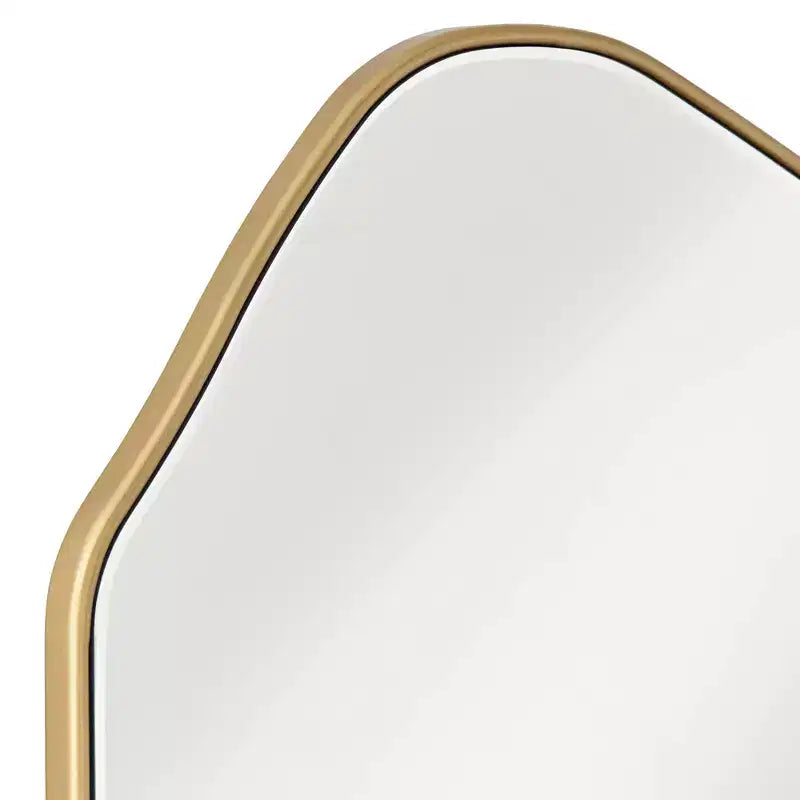 Miroir mural de courtoisie Noble Park Arch Top avec cadre en bois doré à bords biseautés de 66 cm de large pour salle de bain, chambre, salon, bureau à domicile