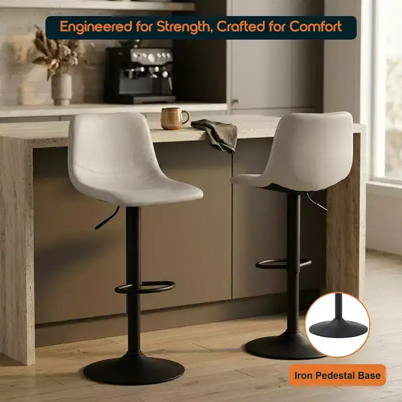 Tabouret de bar moderne LeisureMod Tilbury réglable en hauteur avec revêtement en cuir végétalien et repose-pieds, idéal pour îlot de cuisine, comptoir ou bar à domicile