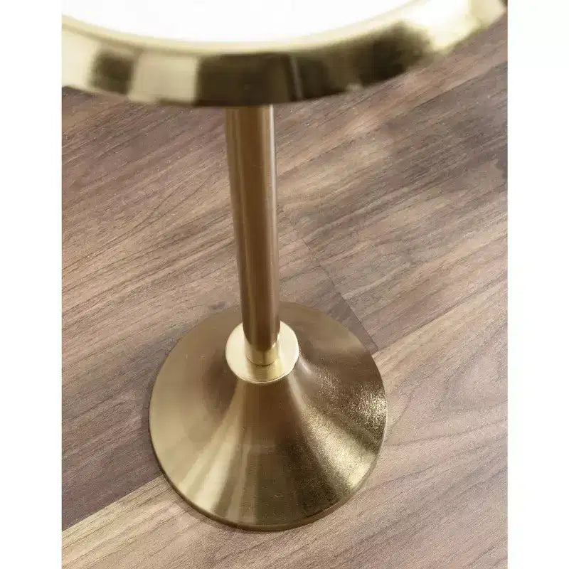 Table d'appoint en métal Sanzo de Kate et Laurel