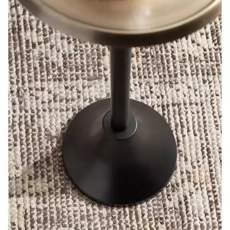 Table d'appoint en métal Sanzo de Kate et Laurel