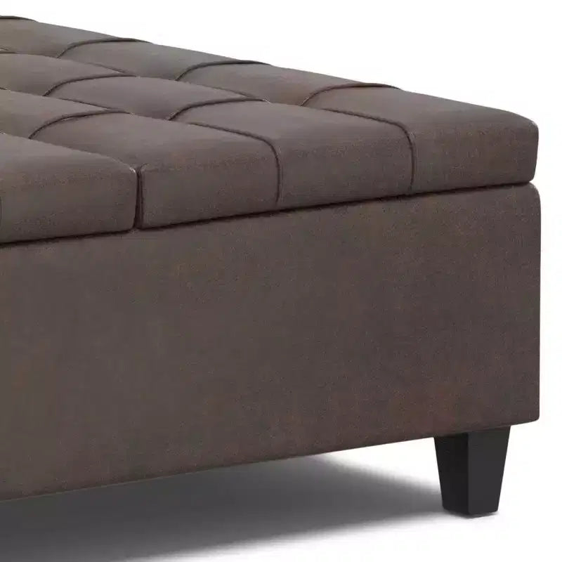 Ottoman de rangement table basse carrée grande WyndenHall Elliot