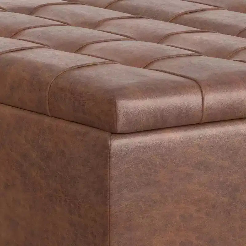 Ottoman de rangement table basse carrée grande WyndenHall Elliot