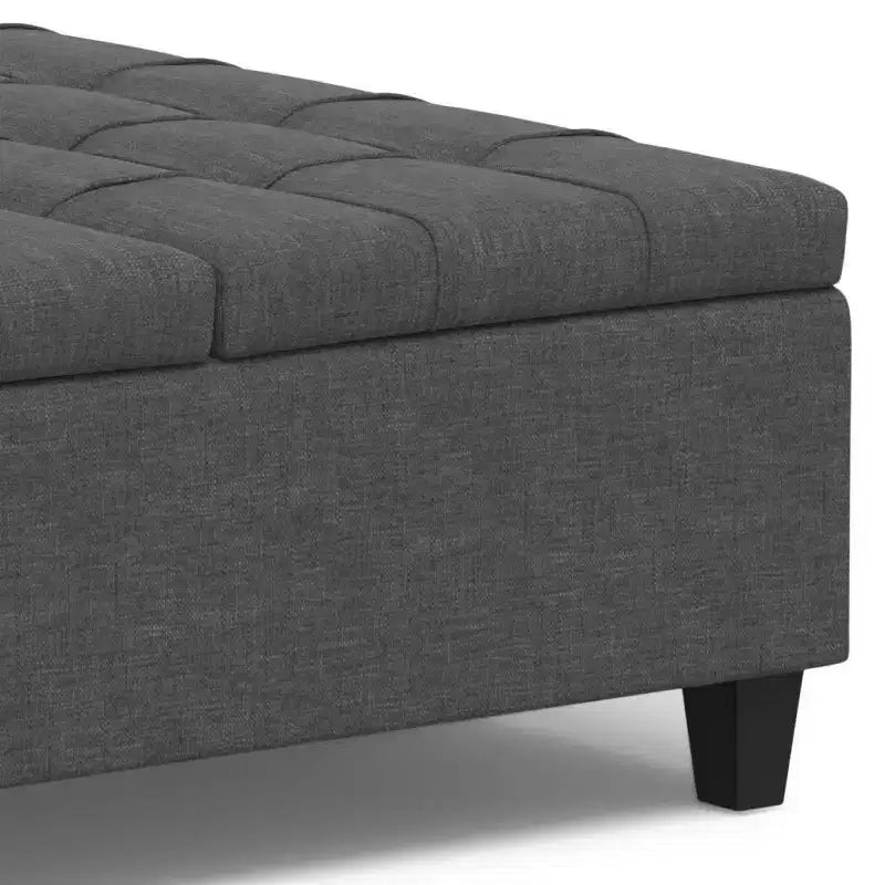 Ottoman de rangement table basse carrée grande WyndenHall Elliot