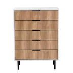 Meuble de rangement à 5 tiroirs Baxton Studio Karima en bois bicolore blanc et marron naturel et métal noir, style moderne du milieu du siècle