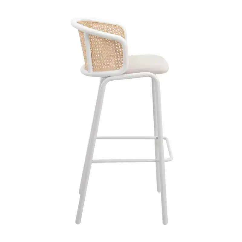 Tabouret de bar en osier Ervilla LeisureMod avec assise en tissu et cadre en acier blanc, pour cuisine intérieure, bar à domicile, comptoir, îlot, sièges de salle à manger modernes