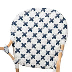 Chaise de bistrot bali & pari Bryson en rotin naturel et tissage bleu et blanc de style français moderne