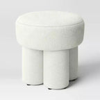 Pouf / repose-pieds d'appoint entièrement rembourré en bouclette – Threshold