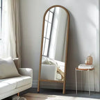 Miroir sur pied plein cadre Dovelina à cadre en bois, dessus arqué