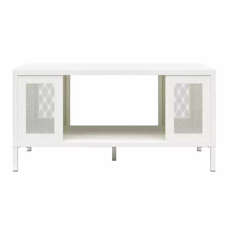 Table basse en métal Shadwick RealRooms avec accents en maille métallique perforée