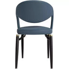 Chaise de salle à manger moderne LeisureMod Entice – Siège en cuir rembourré avec dossier ouvert incurvé et pieds en métal, cuisine moderne, salle à manger, maison, sièges de café