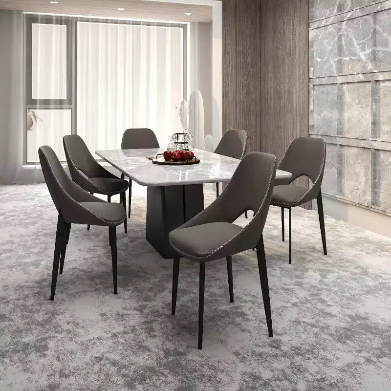 LeisureMod Amalfi Chaise de salle à manger moderne, assise en tissu rembourré avec pieds en métal, chaise d'appoint confortable pour cuisine, salle à manger ou bureau