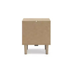 Table de chevet moderne Signature Design by Ashley Cielden avec port de chargement USB, bicolore marron