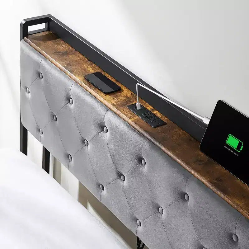 Lit double WhizMax avec station de recharge et 4 tiroirs de rangement, lit plateforme rembourré en velours gris avec tête de lit de rangement et lattes en bois