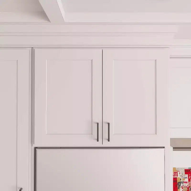 Meuble de cuisine mural pour réfrigérateur HOMLUX Easy-DIY de 36 po L x 24 po P en blanc Shaker, prêt à assembler, avec 2 portes