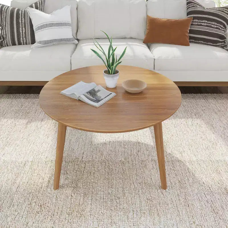 Table basse moderne du milieu du siècle en bois massif Plank+Beam, 36 tables basses pour le salon