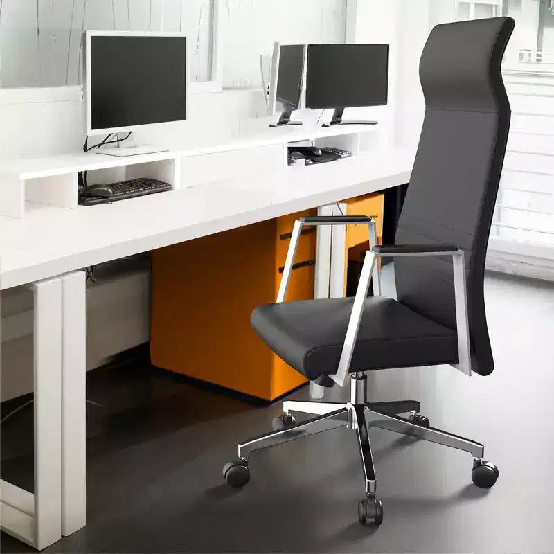 Chaise de bureau ergonomique LeisureMod Adorit à dossier haut en cuir - Pivotante et inclinable - Chaise de bureau exécutive réglable
