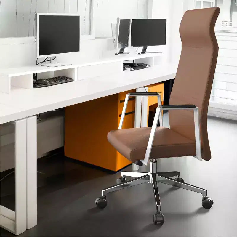 Chaise de bureau ergonomique LeisureMod Adorit à dossier haut en cuir - Pivotante et inclinable - Chaise de bureau exécutive réglable