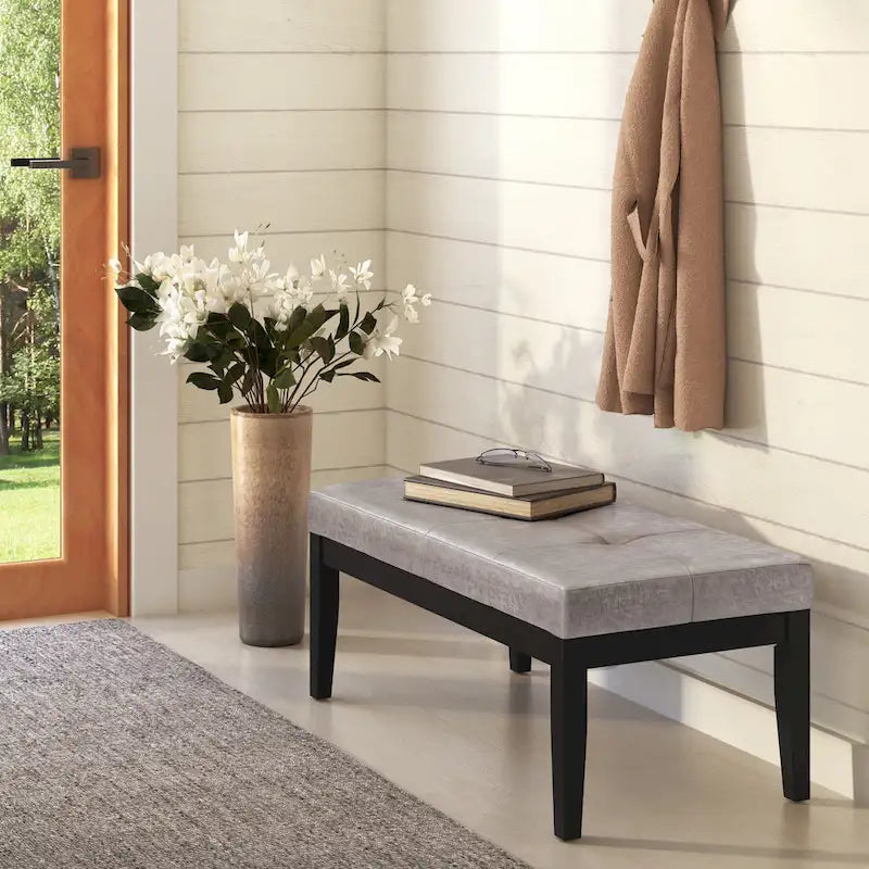 Banc ottoman rectangulaire contemporain WYNDENHALL Abbey de 43 po de large