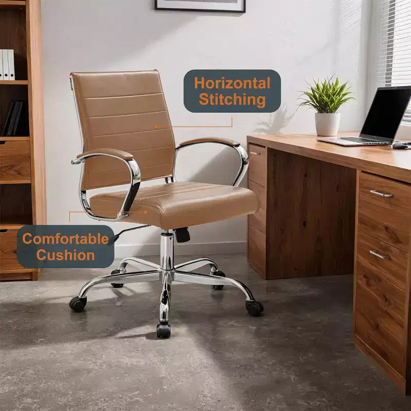 Chaise de bureau LeisureMod Benmar en cuir côtelé - Chaise de bureau exécutive pivotante et inclinable de style Mid-Century Modern - Piètement chromé
