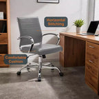Chaise de bureau LeisureMod Benmar en cuir côtelé - Chaise de bureau exécutive pivotante et inclinable de style Mid-Century Modern - Piètement chromé
